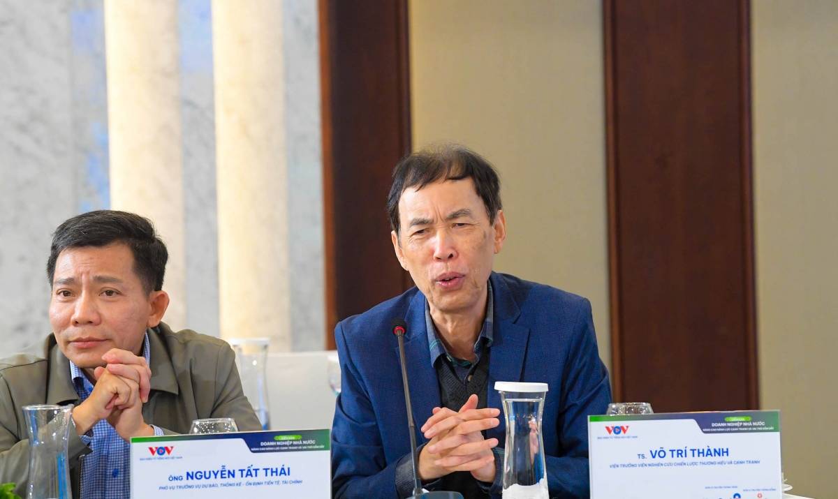 TS. Võ Trí Thành – Viện trưởng Viện Nghiên cứu Chiến lược Thương hiệu và Cạnh tranh điều phối diễn đàn: "Doanh nghiệp Nhà nước: Nâng cao năng lực cạnh tranh và vai trò dẫn dắt".