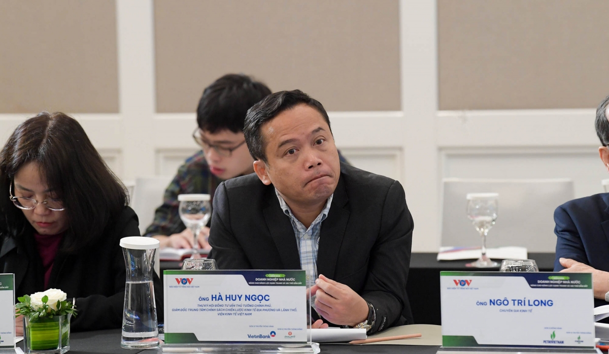 TS. Hà Huy Ngọc – Thư ký Hội đồng Tư vấn Thủ tướng Chính phủ, Giám đốc Trung tâm Chính sách Chiến lược Kinh tế Địa phương và Lãnh thổ, Viện Kinh tế Việt Nam chia sẻ tại tọa đàm.