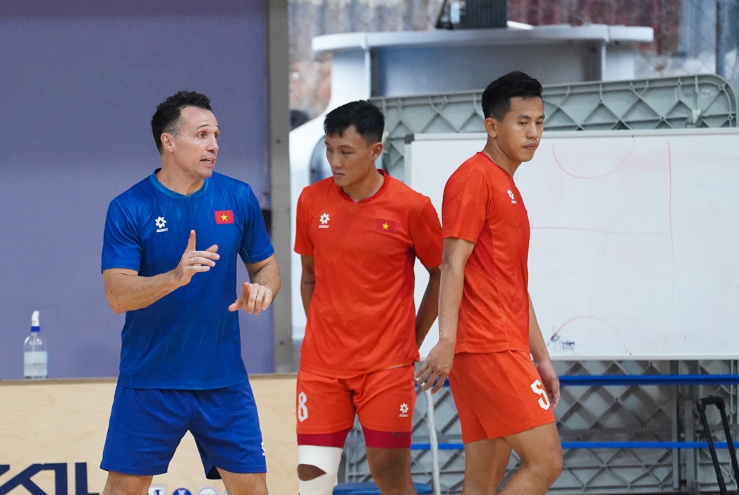 HLV Diego Giustozzi muốn Futsal Việt Nam làm nên lịch sử ở SEA Games 33.