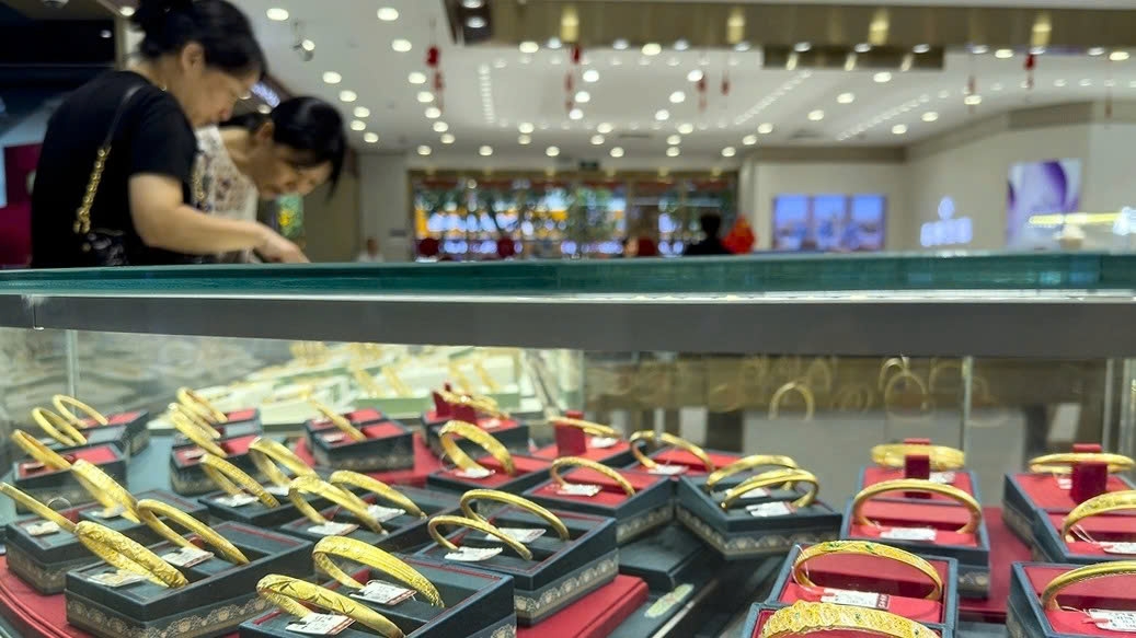 Giá vàng bán lẻ Trung Quốc có nguy cơ tăng do thay đổi chính sách thuế