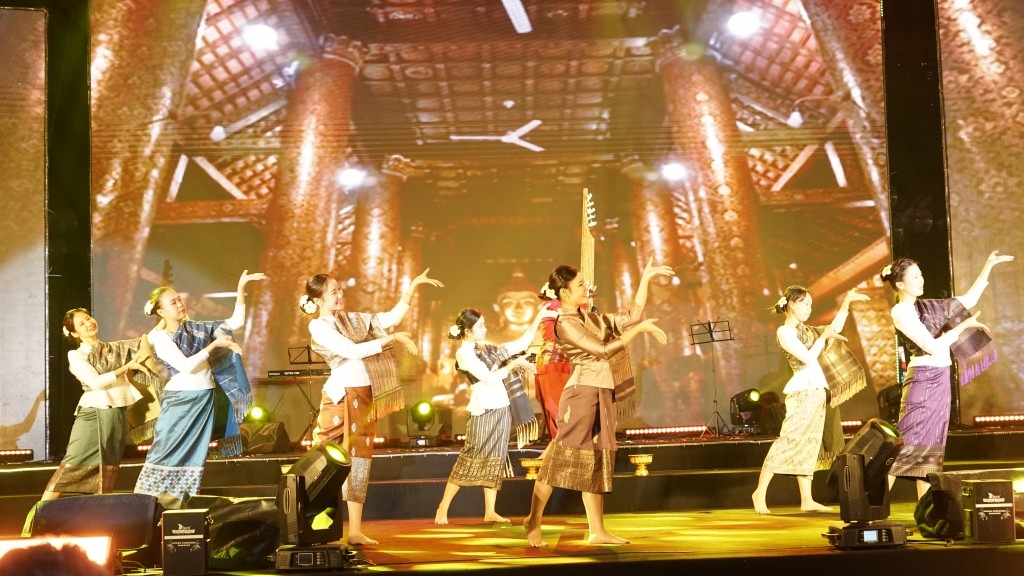 Phần trình bày của Đại sứ quán Lào