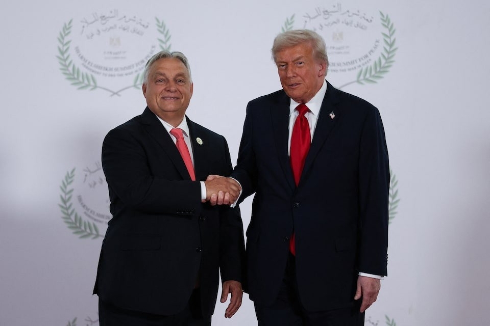 Thủ tướng Hungary Viktor Orban và Tổng thống Mỹ Donald Trump - Ảnh: Reuters