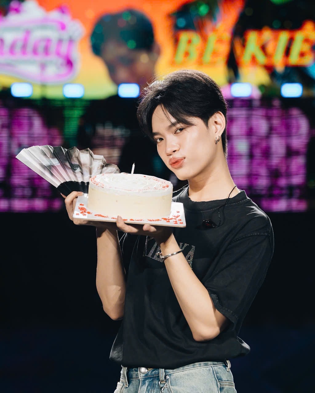 Pháp Kiều được fan tổ chức sinh nhật