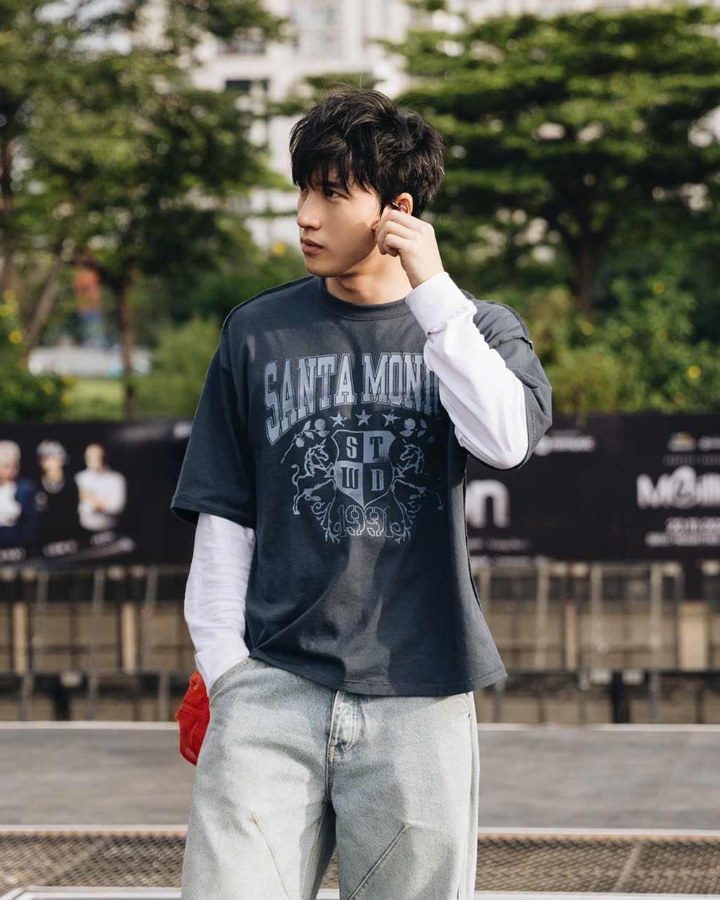 HIEUTHUHAI với ngoại hình "bạn trai nhà bên" tổng duyệt GENfest