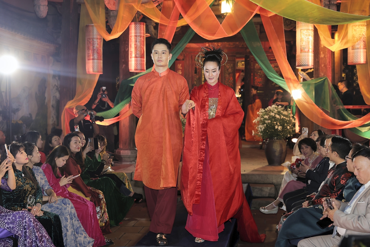 Bộ sưu tập lần này chính là lời tri ân dành cho mảnh đất đã nuôi dưỡng cảm hứng sáng tạo của ông.