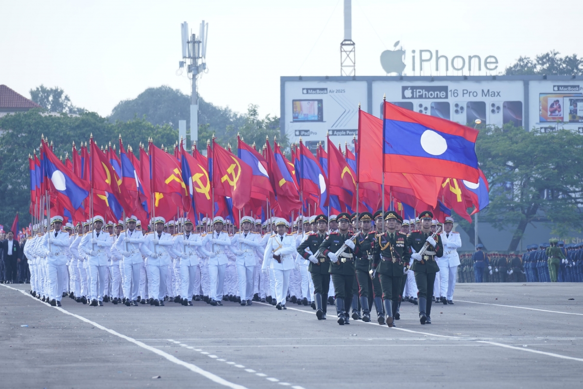 Khối cờ Tổ quốc, cờ Đảng