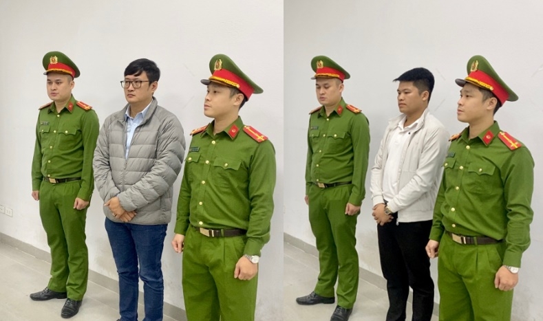 Bị can Lương Hồng Huyên (trái) và Vi Văn Tiếp. (Ảnh: Công an cung cấp)