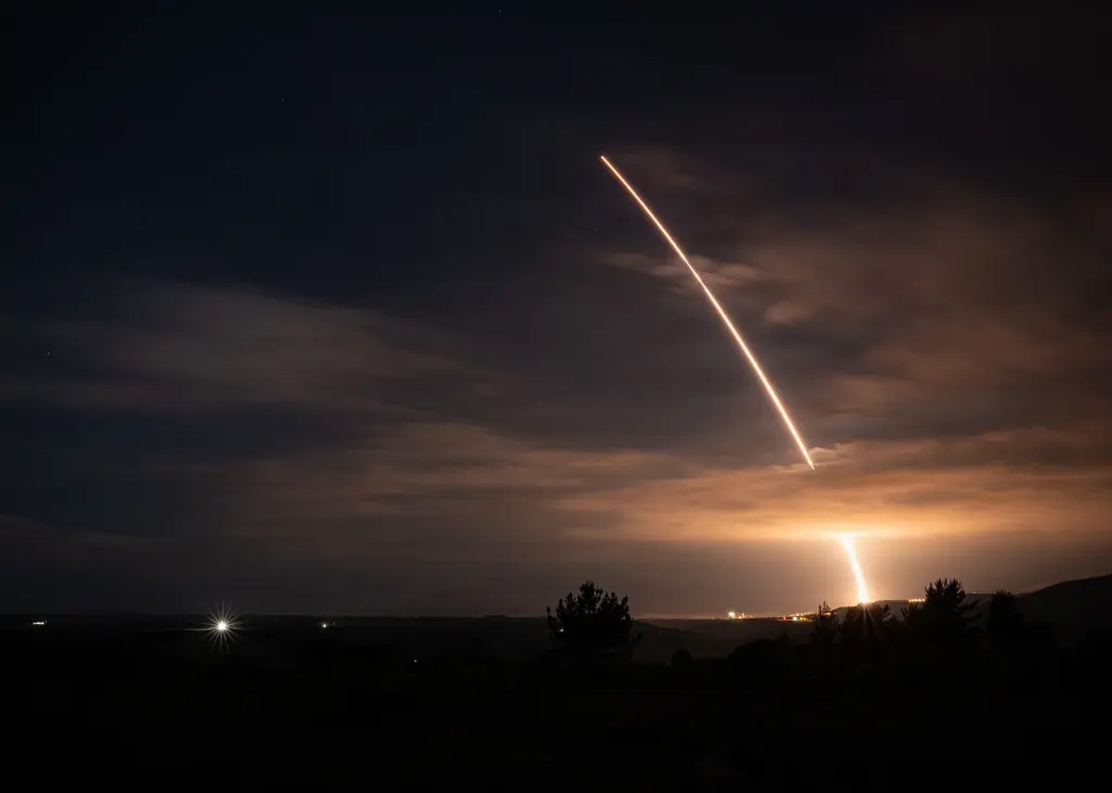 Mỹ phóng tên lửa đạn đạo xuyên lục địa Minuteman III ngày 5/11. Ảnh: Space Launch Delta 30