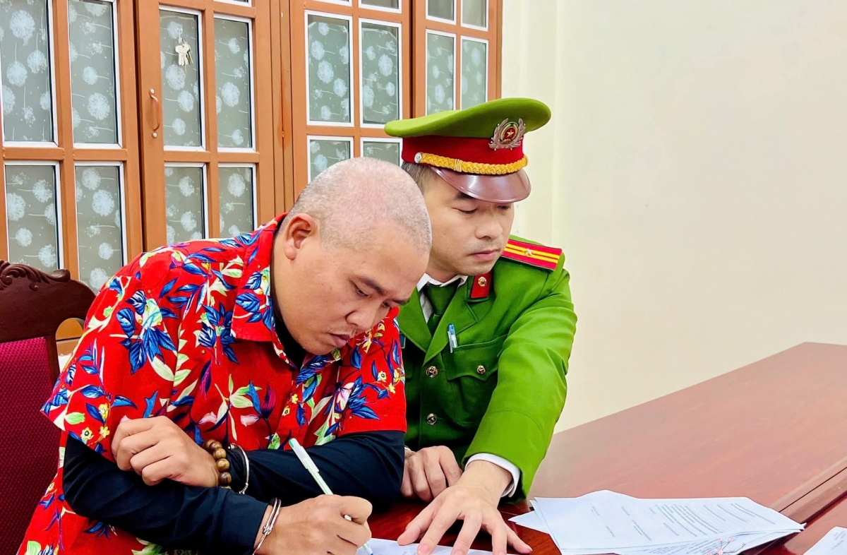 Ngô Mạnh Cường tại cơ quan Công an