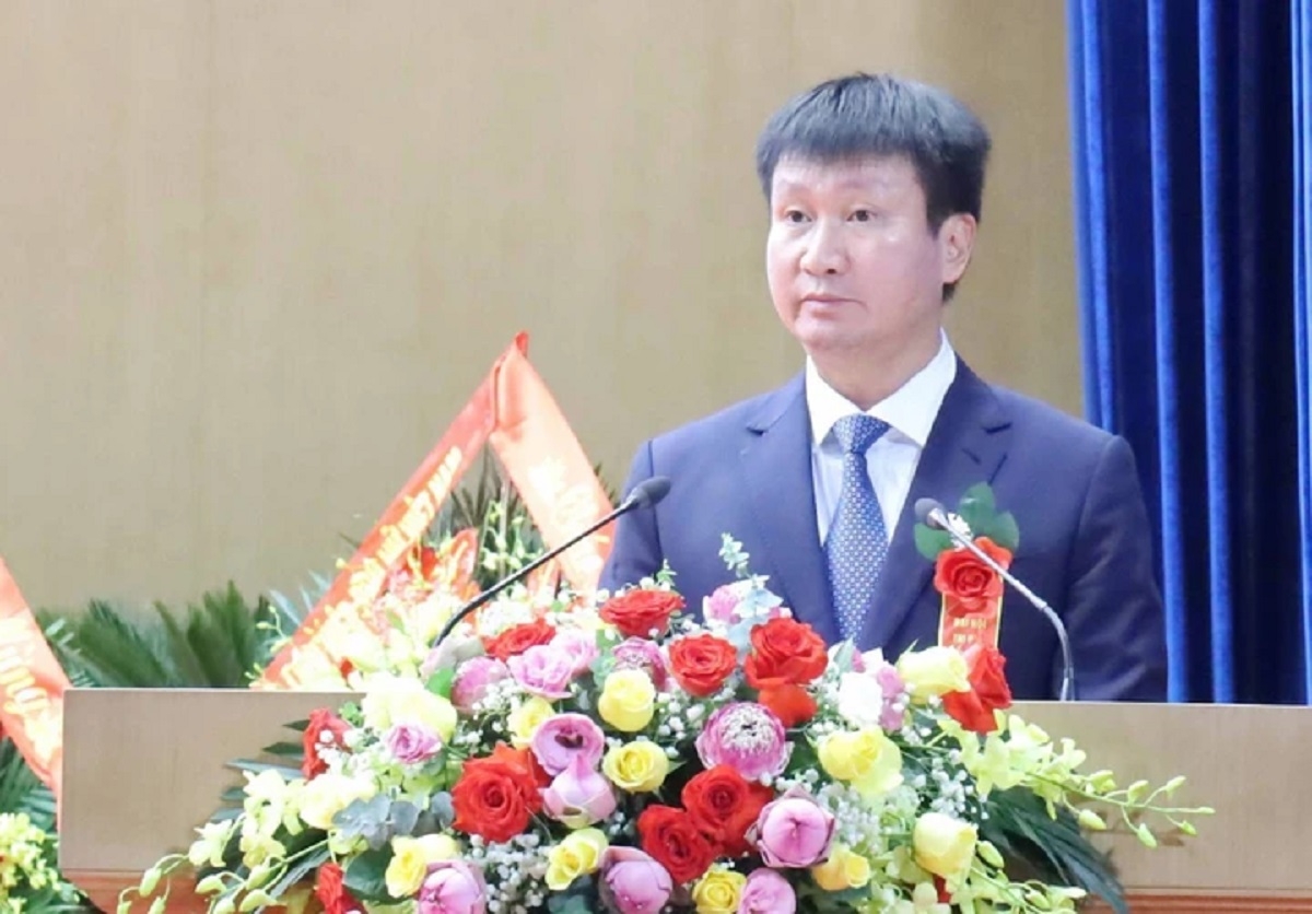 Ông Trần Huy Tuấn, Phó Bí thư Tỉnh ủy Ninh Bình phát biểu nhận nhiệm vụ