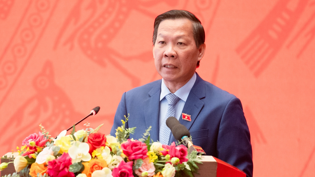 Chủ nhiệm Ủy ban Kinh tế và Tài chính Phan Văn Mãi trình bày tham luận tại Diễn đàn Xây dựng pháp luật. Ảnh: Quốc hội