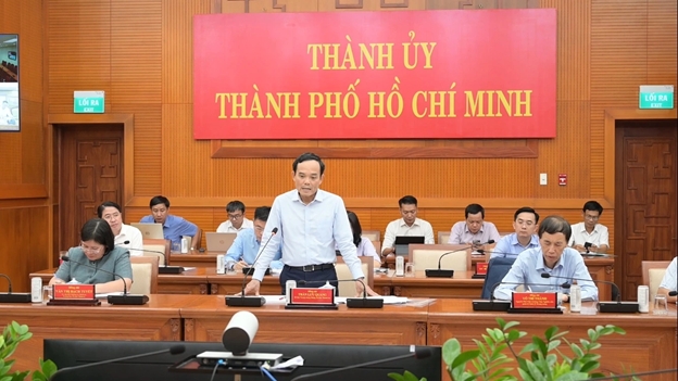 Bí thư Thành ủy TP.HCM Trần Lưu Quang chủ trì buổi làm việc với Ban Chỉ đạo xây dựng và phát triển trung tâm tài chính quốc tế TP.HCM.