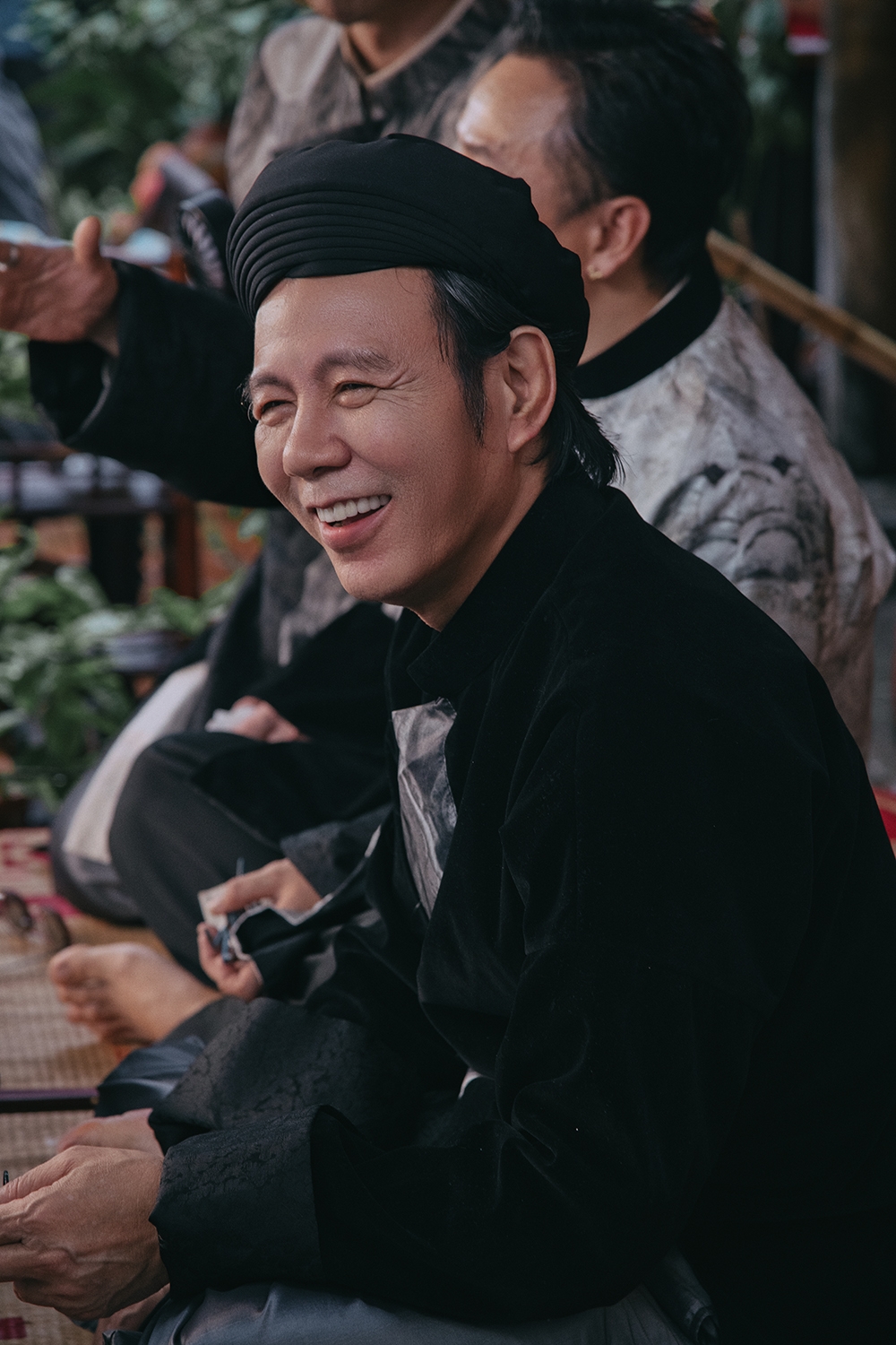 NSND Huỳnh Tú đóng MV cùng con trai