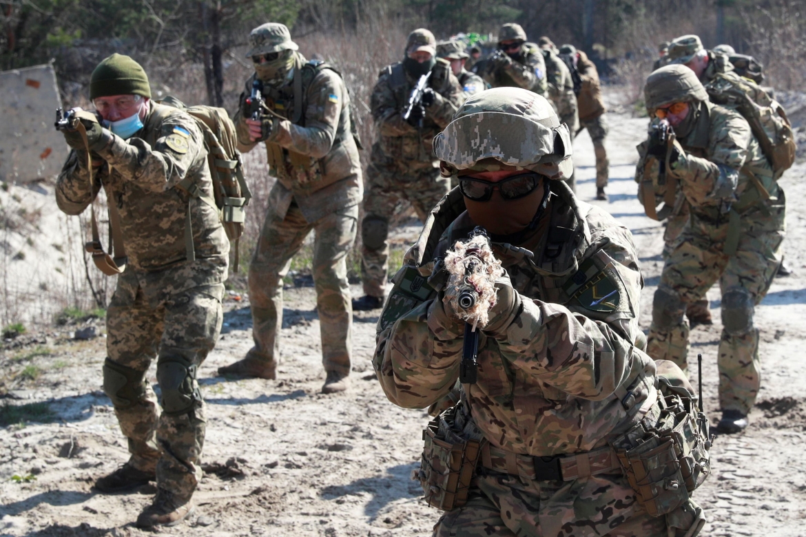 Quân đội Ukraine trên chiến trường. Ảnh: Reuters