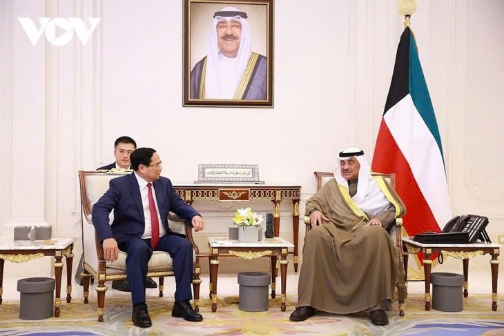 Thủ tướng Phạm Minh Chính hội kiến Hoàng Thái tử Kuwait Sheikh Sabah Khaled Al-Hamad Al-Sabah.