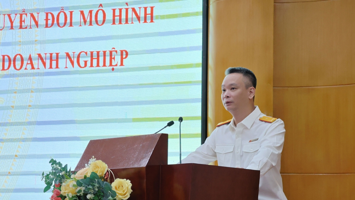 Trưởng Thuế TP Hà Nội Vũ Mạnh Cường phát biểu tại hội nghị