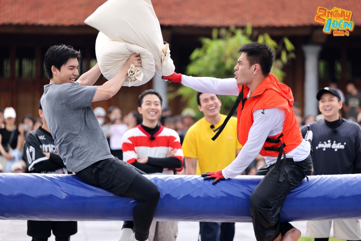 Lê Dương Bảo Lâm chạm trán HIEUTHUHAI, quyết lật ngược tình thế