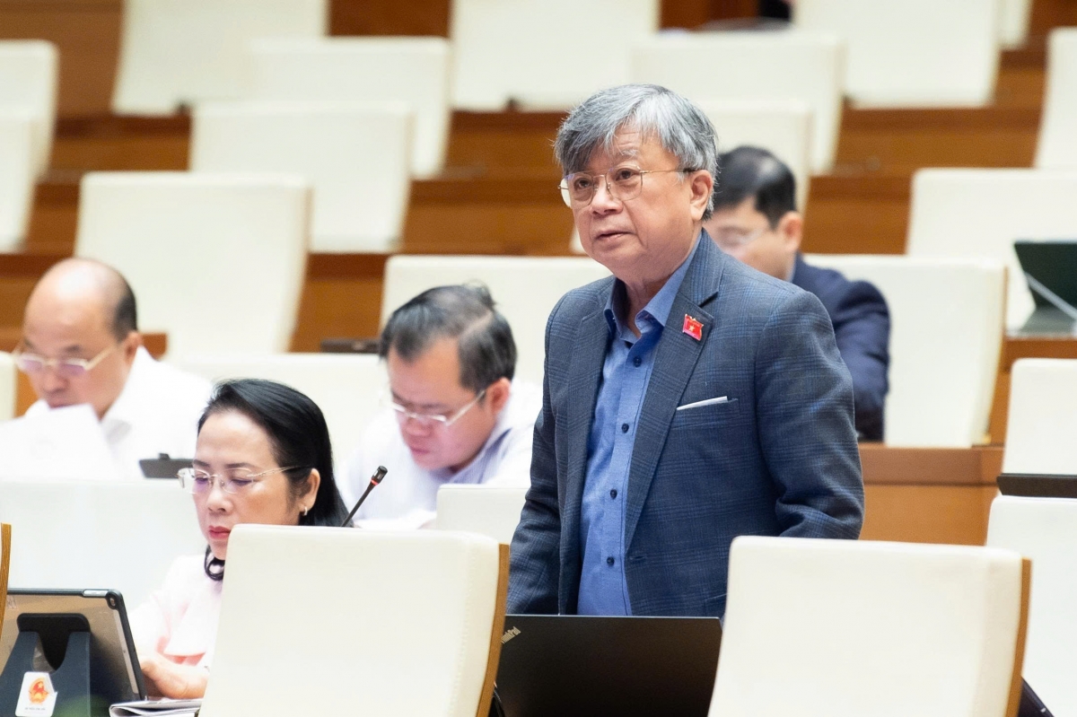 Đại biểu Trương Trọng Nghĩa đề nghị, dự án luật phân loại các loại tạm giữ, tạm giam vì những nguyên nhân khác nhau để có những chính sách và cơ chế giám sát khác nhau. (Ảnh: Quốc hội) 