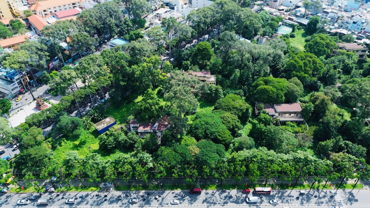 Khu đất số 1 Lý Thái Tổ, dự kiến xây đài tưởng niệm nạn nhân COVID-19 (ảnh: Mỹ Quỳnh)