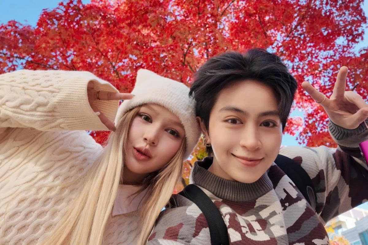 Gil Lê và Xoài Non có chuyến du lịch Hàn Quốc ngày thu. Cặp sao chụp ảnh trên đường phố, trong không khí se lạnh.
