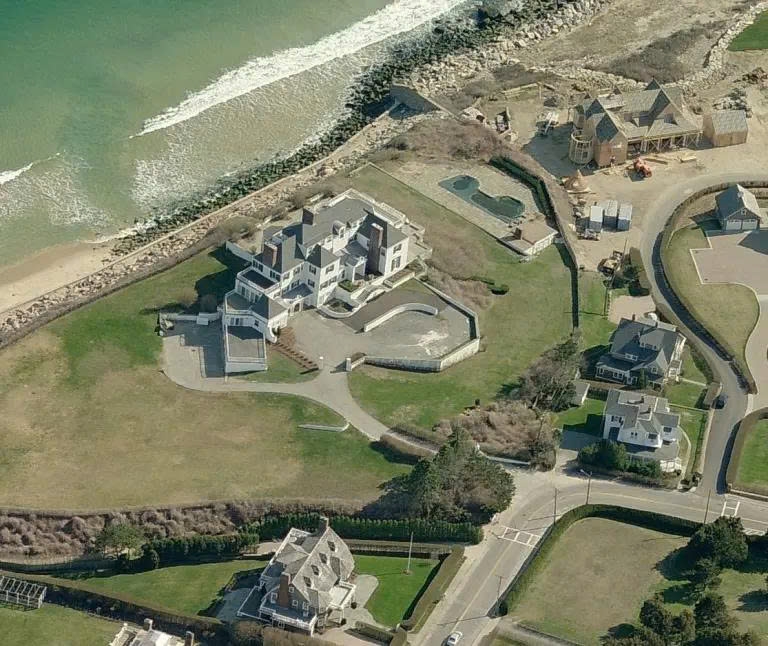 Biệt thự của Taylor Swift ở Rhode Island (Ảnh: Page Six)