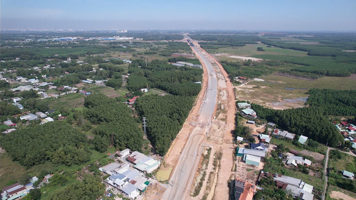 Vành đai 3 đoạn qua Đồng Nai sắp hoàn thiện  (ảnh: Tuệ Nhâm)