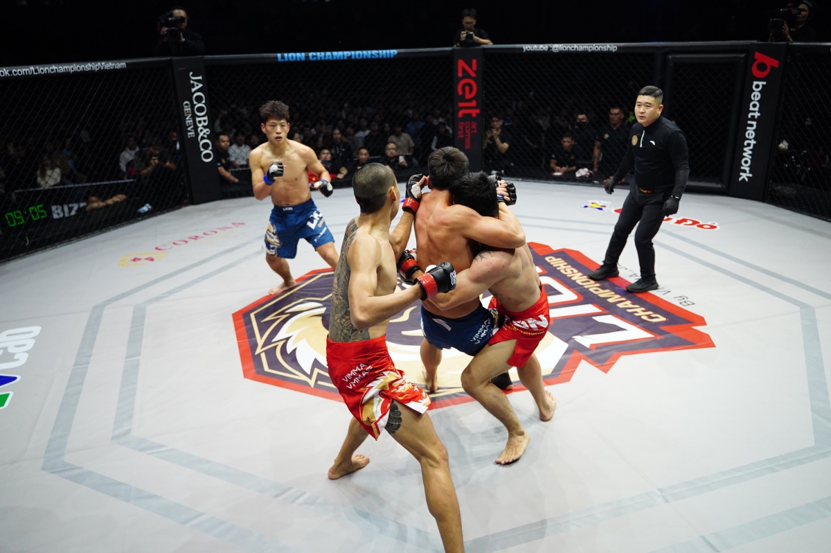 Tại trận MMA Duo, Nguyễn Ngọc Thức/Nguyễn Xuân Phương chạm trán Liu Longquan/ Zhang Xinbo. Trận đấu diễn ra rất quyết liệt với những màn đôi công không ngừng nghỉ. 