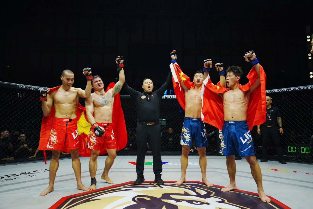 Sau cùng các trọng tài tuyên bố trận MMA Duo kết thúc bất phân thắng bại. 