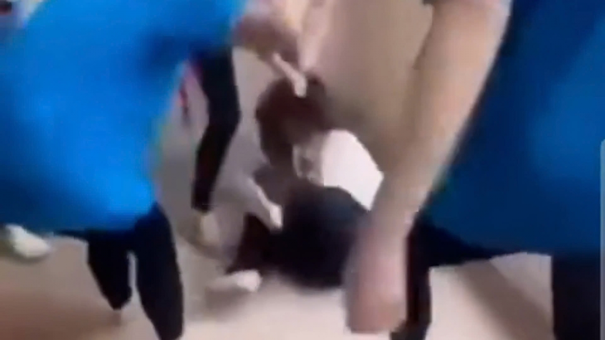 Hình ảnh học sinh bị đánh được cắt tại video trên mạng xã hội