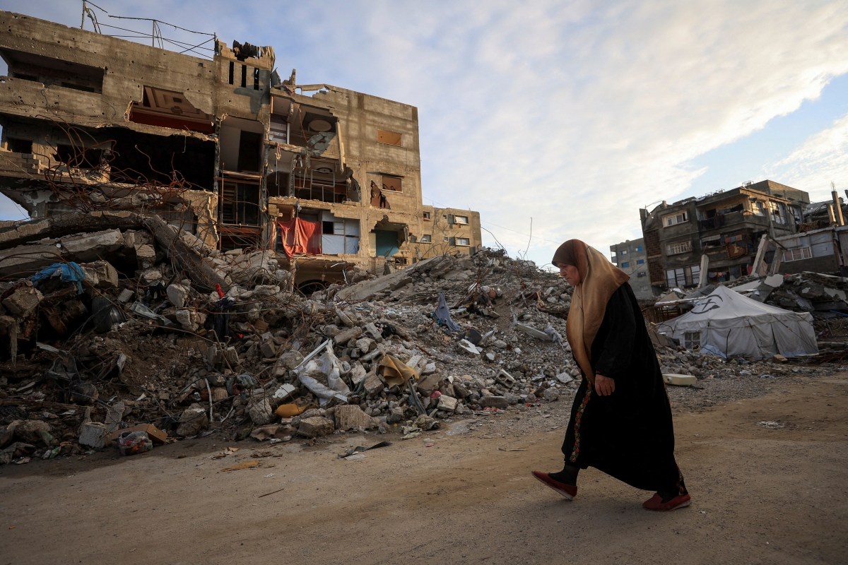 Cảnh tượng đổ nát ở thành phố Gaza. Ảnh: Reuters