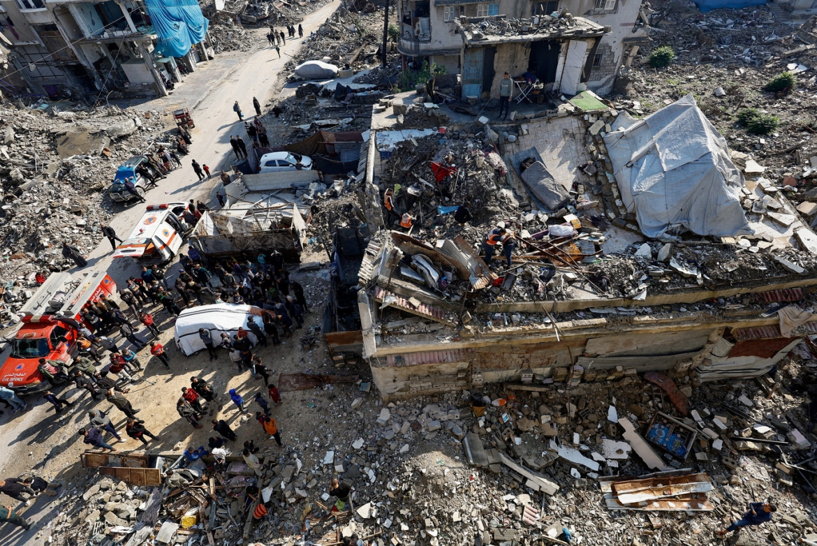 Hiện trường một ngôi nhà bị phá hủy ở Gaza. Ảnh: Reuters