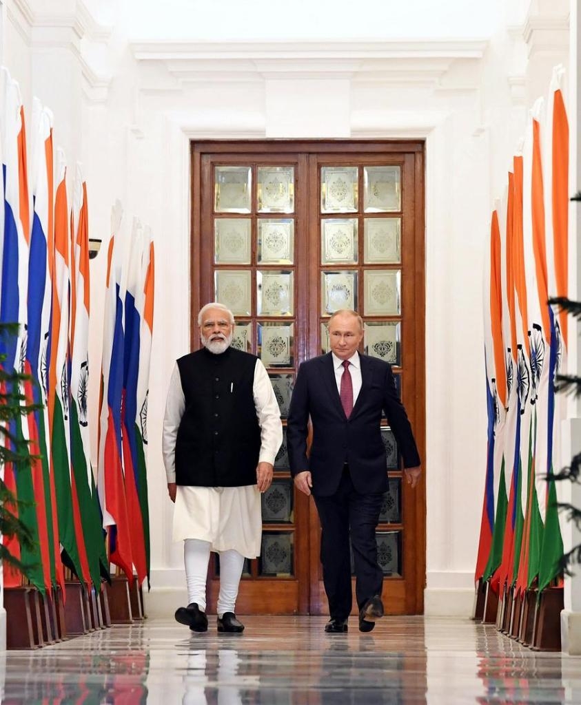 Tổng thống Nga Putin và Thủ tướng Ấn Độ Narendra Modi trong một cuộc gặp năm 2021. Ảnh: Tân Hoa xã