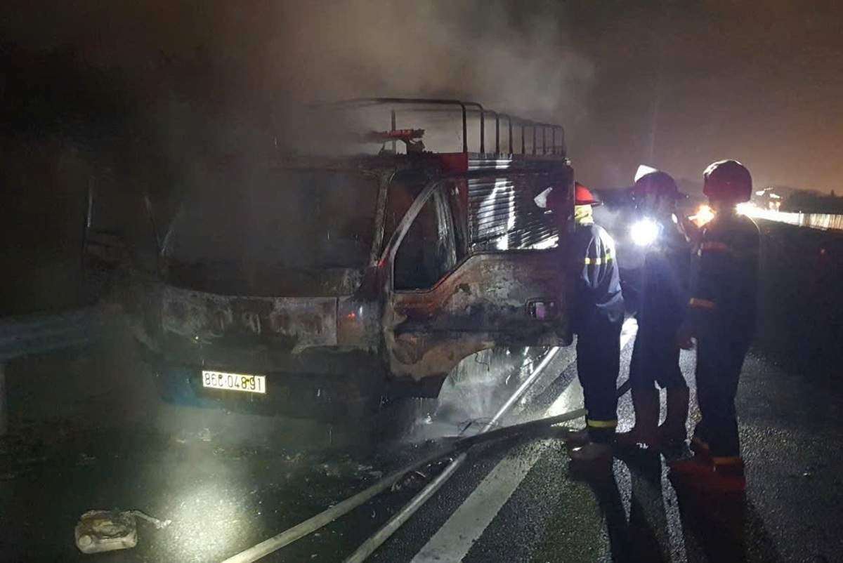 Hiện trường vụ cháy. Ảnh: B.H