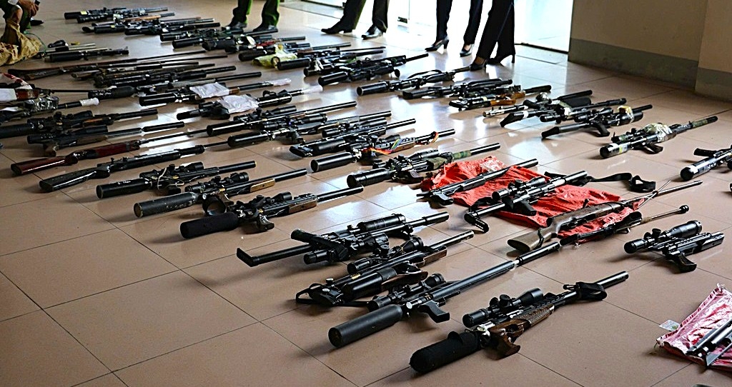 Số vũ khí tang vật