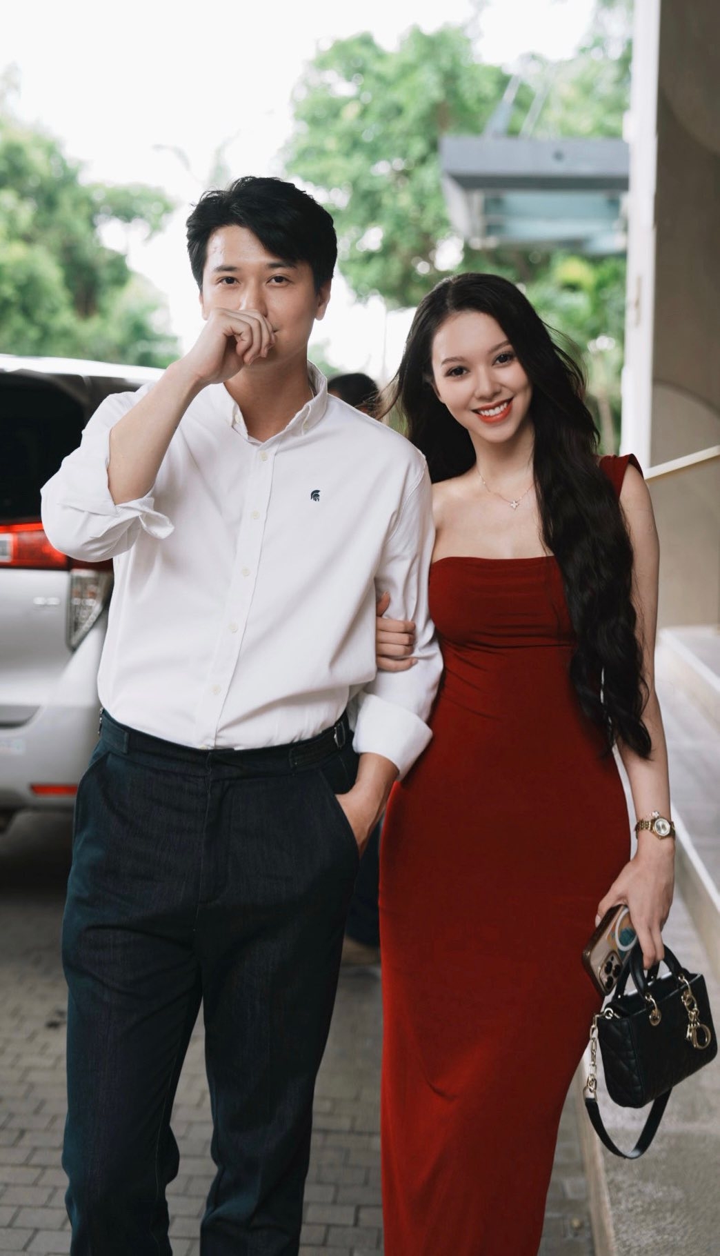 Không chỉ dừng lại ở việc “bắt cá hai tay”, Duyên còn được xây dựng là người mưu mô, khéo léo thao túng tâm lý chồng sắp cưới để che giấu bí mật của mình.