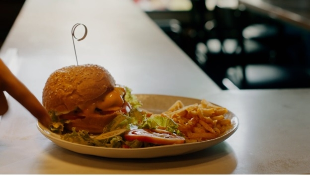 Mỗi ngày là một cơ hội để các đầu bếp trẻ học hỏi kỹ năng, phát triển bản thân, trở thành phiên bản tốt hơn của chính mình