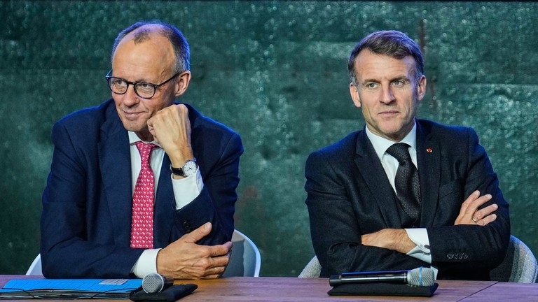 Thủ tướng Đức Friedrich Merz (trái) và Tổng thống Pháp Emmanuel Macron (phải). Ảnh: Global Look Press
