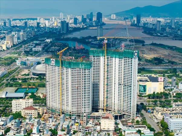 Dự án Masteri Rivera Danang sở hữu vị trí đắc địa tại trung tâm TP. Đà Nẵng và tầm nhìn thoáng đạt, mở ra nhịp sống hài hòa cân bằng