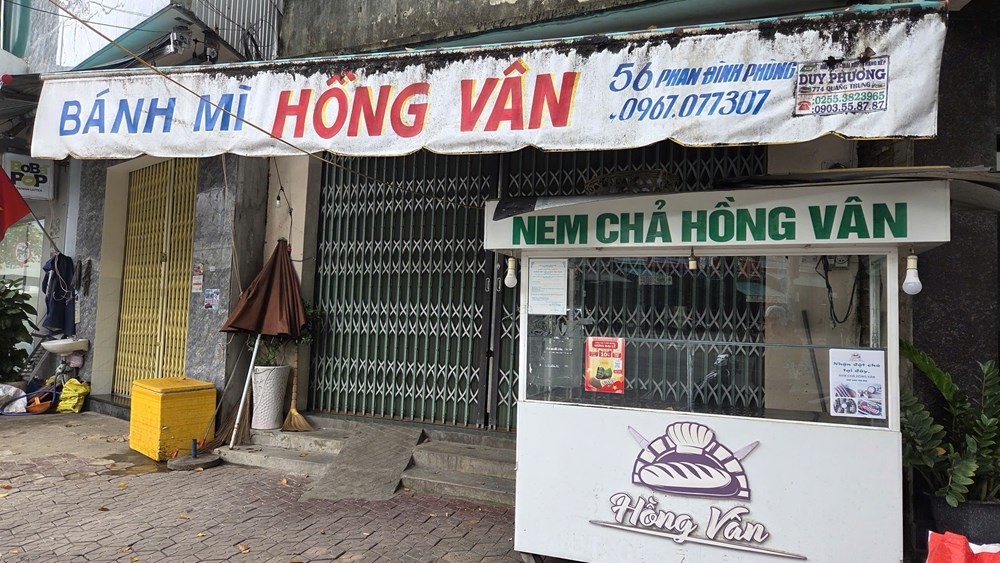 Điểm bán bánh mì Hồng Vân (ảnh: Báo Lao Động)