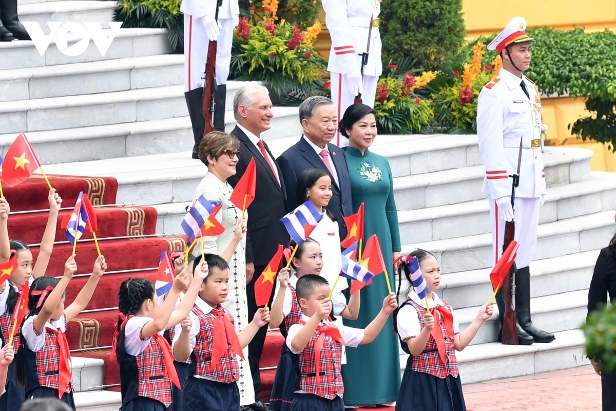Nhận lời mời của Tổng Bí thư Tô Lâm, Bí thư Thứ nhất, Chủ tịch nước Cuba Miguel Díaz-Canel Bermúdez và Phu nhân có chuyến thăm cấp Nhà nước tới Việt Nam, dự Lễ kỷ niệm 80 năm Cách mạng Tháng Tám thành công và Quốc khánh nước Cộng hòa xã hội chủ nghĩa Việt Nam, từ ngày 31/8 - 2/9/2025