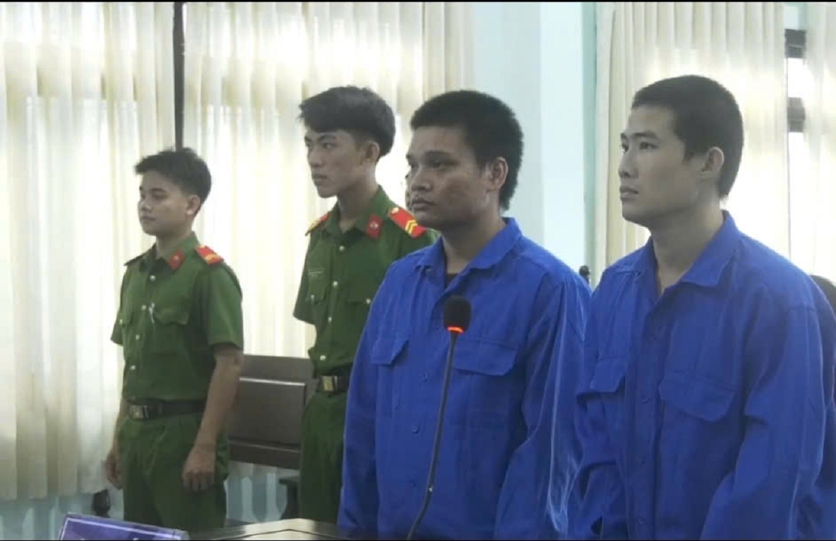 Các bị cáo tại phiên toà. Ảnh: B.H