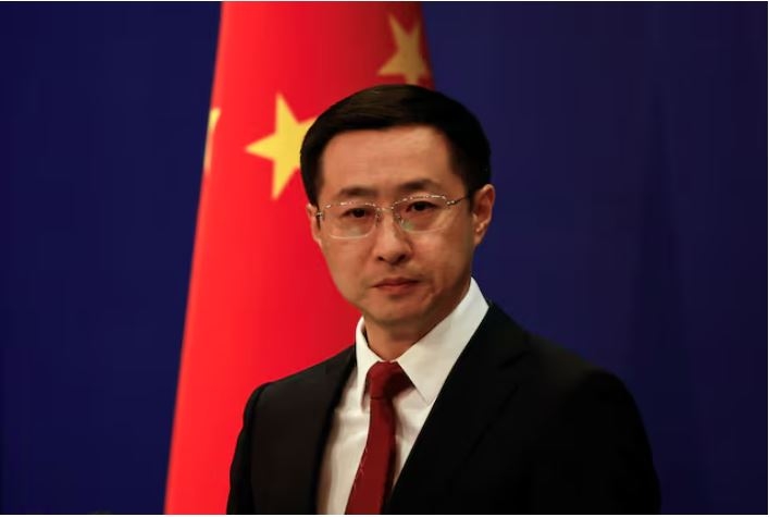 Người phát ngôn Bộ Ngoại giao Trung Quốc Lâm Kiếm. Ảnh: Reuters