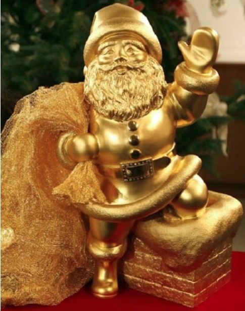 Kiệt tác tinh xảo này cao khoảng 2,4 mét và nặng khoảng 40 kg, được làm thủ công bằng vàng 24k nguyên chất với nhiều họa tiết độc đáo.