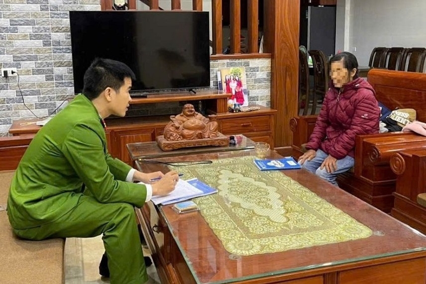 Được sự giải thích, hỗ trợ kịp thời của Công an xã Đông Lộc, ông Q. đã bảo toàn được số tiền lớn.