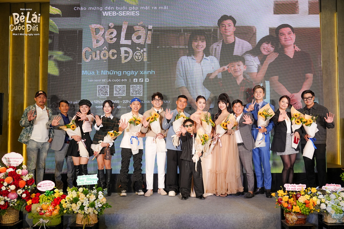 Dàn diễn viên trẻ của phim “Bẻ lái cuộc đời – Những ngày xanh”