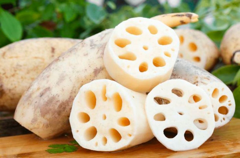 Một trong những lợi ích nổi bật của củ sen là hỗ trợ lưu thông máu, tăng cường vận chuyển oxy đến các cơ quan trong cơ thể