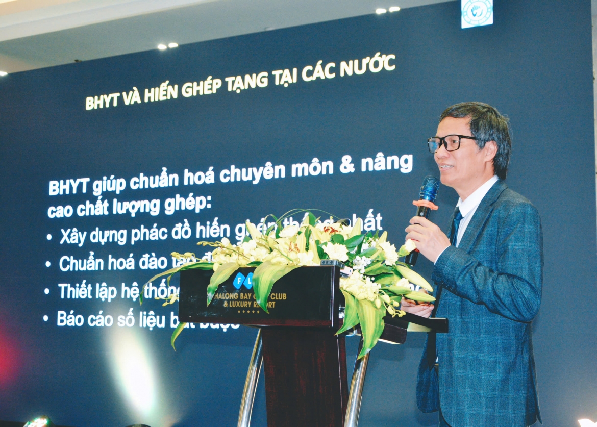 PGS.TS Đồng Văn Hệ - Giám đốc Trung tâm Điều phối ghép tạng Quốc gia phát biểu tại Hội thảo về đề xuất lộ trình chi trả bảo hiểm y tế cho hoạt động hiến ghép tạng tại Việt Nam