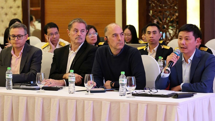 Tại hội nghị, các chuyên gia WB chia sẻ kinh nghiệm quốc tế về quản lý thuế