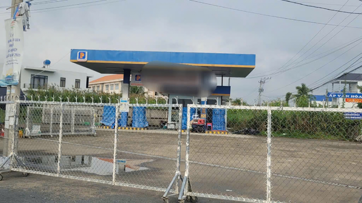 Không ít cửa hàng bán lẻ xăng dầu tại tỉnh Đồng Tháp đóng cửa do gặp nhiều khó khăn, bất cập, kinh doanh không có lãi