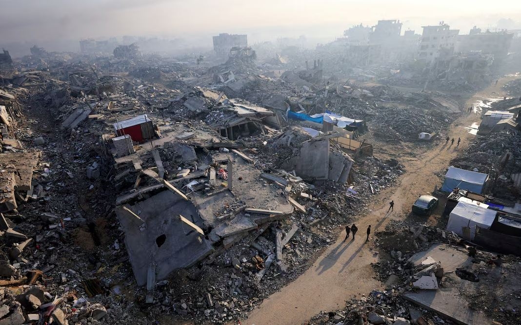 Cảnh tượng đổ nát ở Gaza. Ảnh: Reuters
